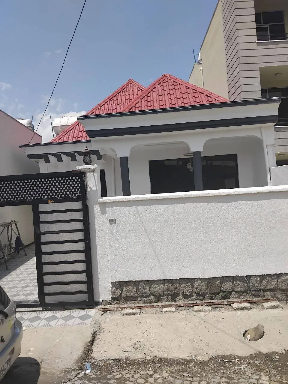 Unfurnished 3 Bedroom Villa For Sale in Wesen, Addis Ababa, Ethiopia 