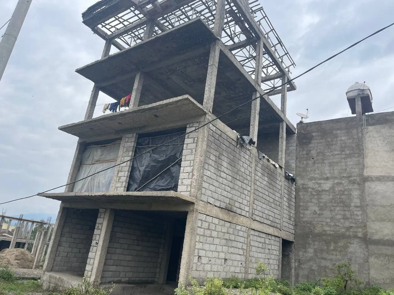 Semi Finished Apartment for Sale in Tuludimtu 