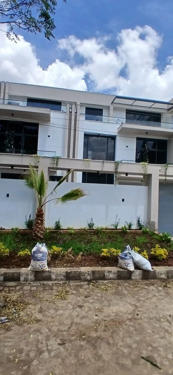 Modern G+2 For Sale in Ayat,Addis Ababa Ethiopia - Widok 2