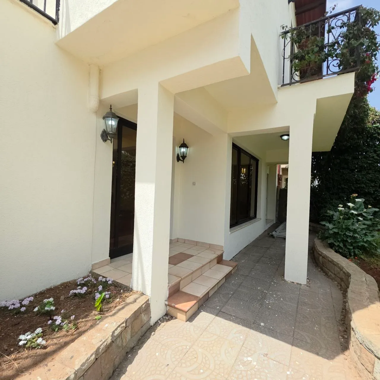 Modern G+1 House For  Sale in Ayat,Addis Ababa Ethiopia - Ansicht 6