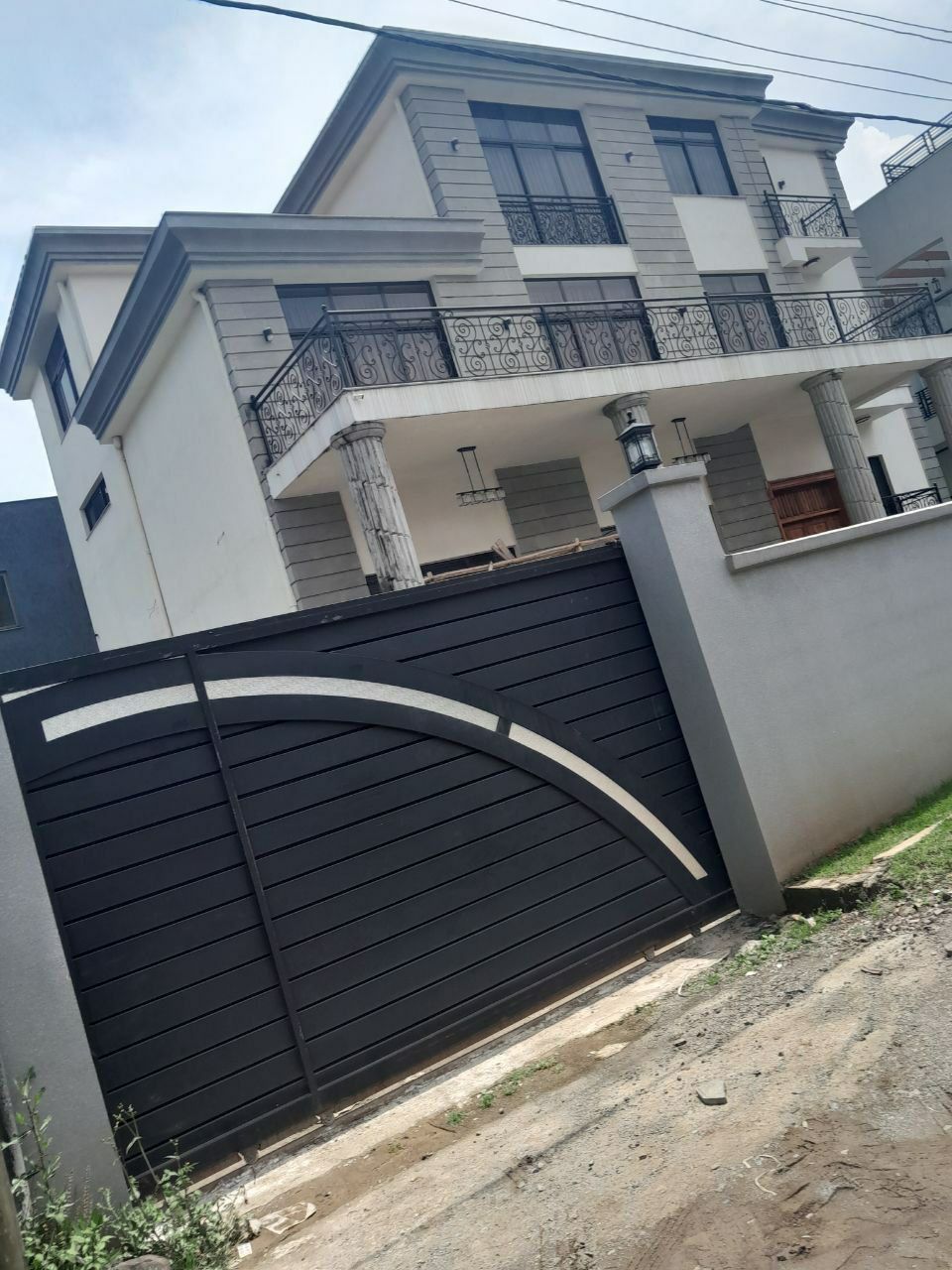 Nine Bedroom House for Sale in Ayat, Addis Ababa, Ethiopia