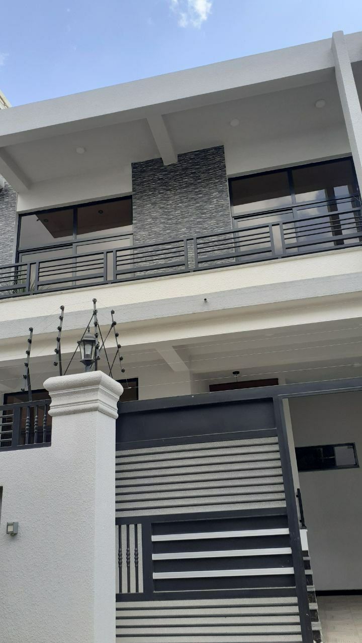 Five Bedroom House  for Sale in Ayat, Addis Ababa, Ethiopia