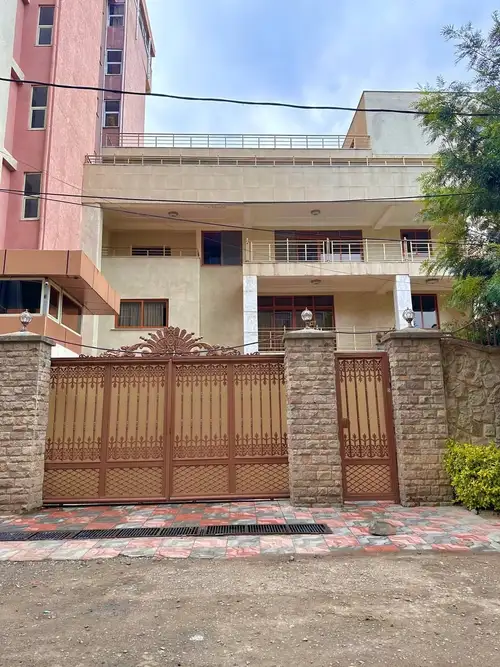 Thirteen Bedroom House For Rent In Hayahulet, Addis Ababa, Ethiopia