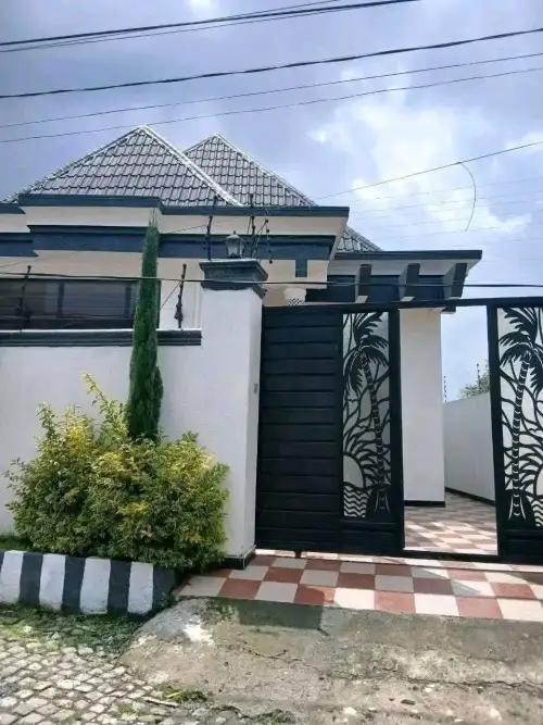 Spacious Vila for or sale located in summit, Addis Ababa Ethiopia 